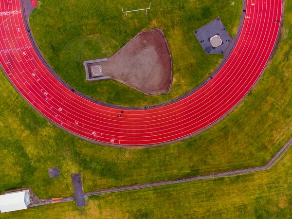 Le combat spectaculaire pour les enfants : bienfaits et précautions